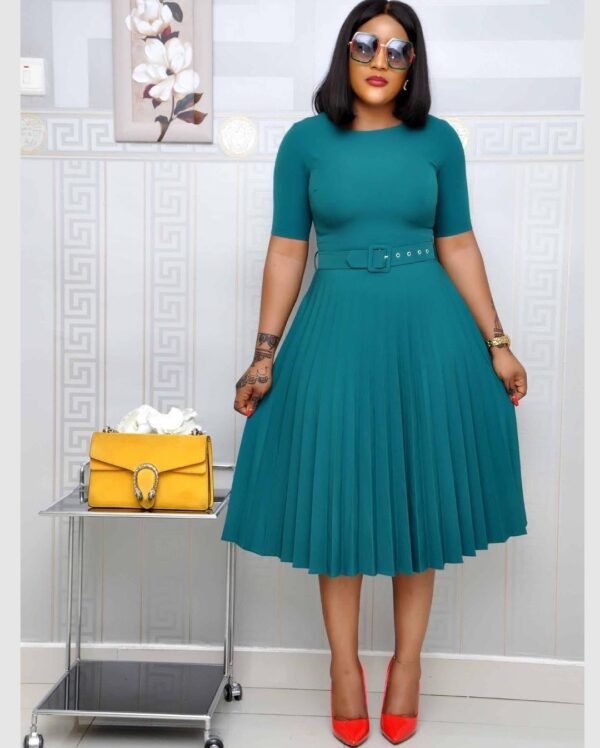 Round Neck Plus Size Mother's Dress Female Pleated Dress - Image 5